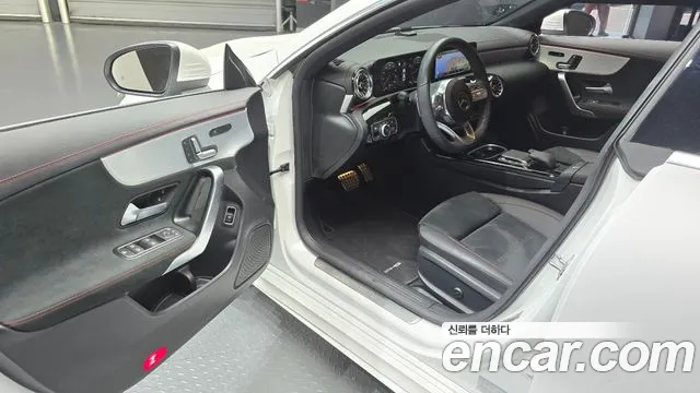 Mercedes-Benz CLA-Class — Фото автомобиля 10
