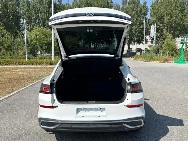 Volkswagen Lamando — Фото автомобиля 7