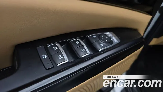Kia Carnival Generation 4 — Фото автомобиля 28