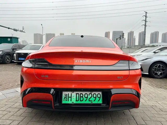 Xiaomi SU7 — Фото автомобиля 6