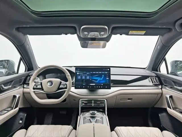 BYD Tang — Фото автомобиля 25