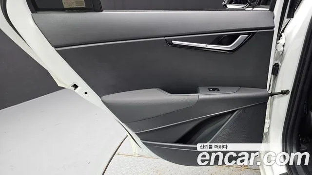 Kia Niro Niro (New) — Фото автомобиля 25