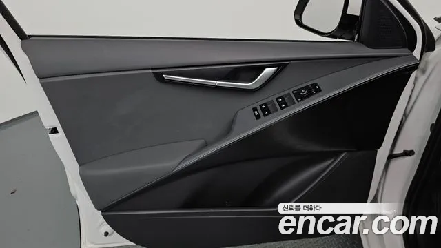 Kia Niro The All New Niro Prestige — Фото автомобиля 20