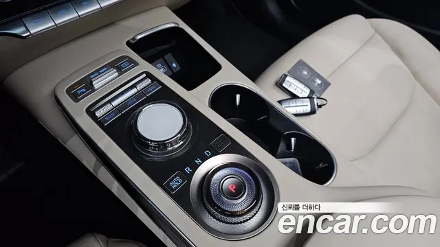 Genesis GV70 2.5T Бензин 2WD — Фото автомобиля 9