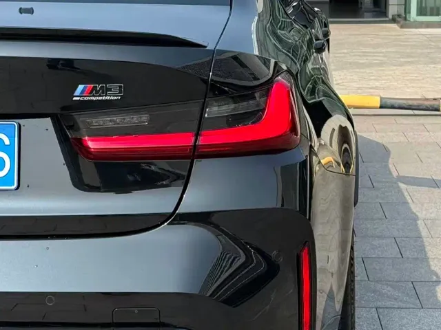 BMW M3 — Фото автомобиля 12