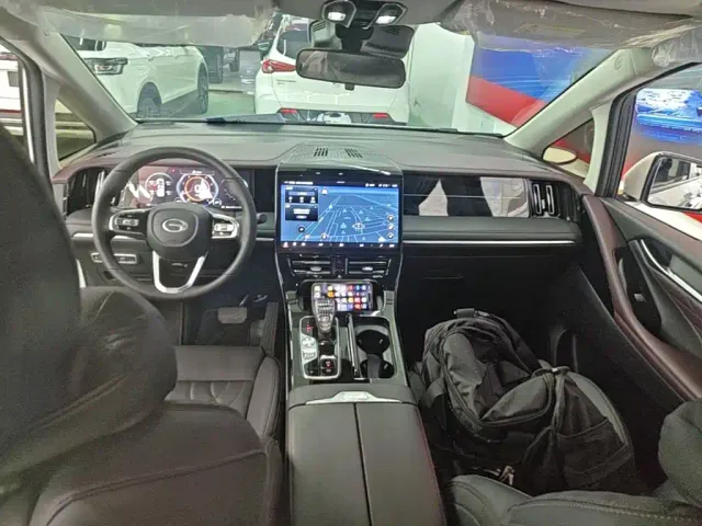 GAC Trumpchi M8 — Фото автомобиля 9