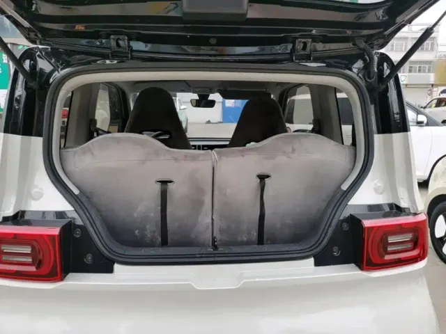 Wuling Hongguang Mini EV — Фото автомобиля 18