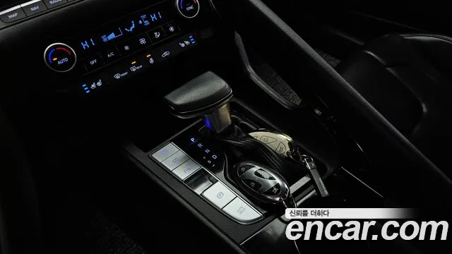 Hyundai Avante CN7 — Фото автомобиля 12