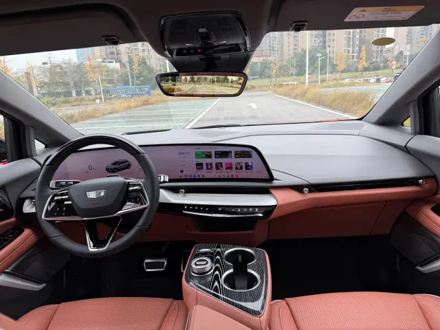 Cadillac Optiq — Фото автомобиля 8