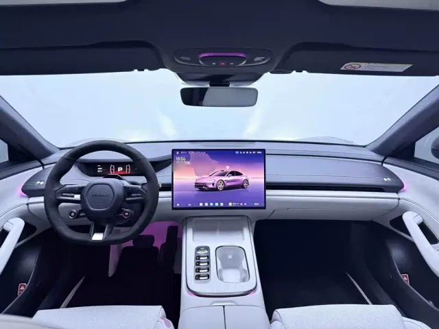 Xiaomi SU7 — Фото автомобиля 9