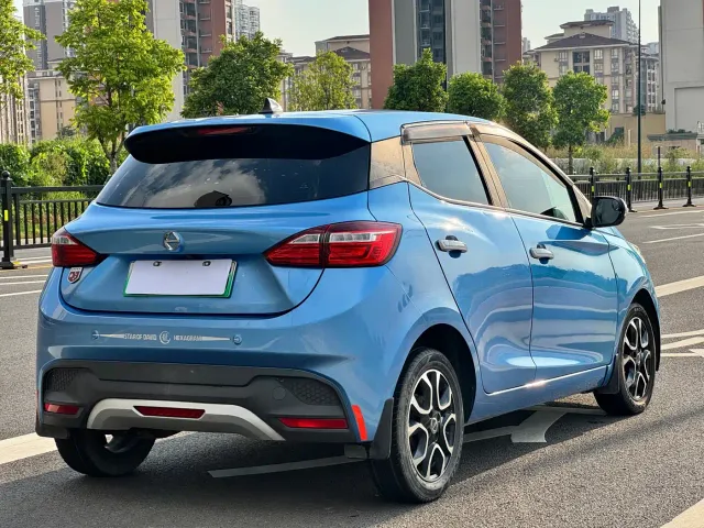 JMEV EV3 — Фото автомобиля 10