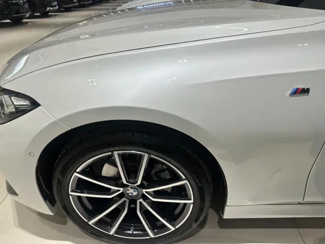 BMW 3 Series — Фото автомобиля 13