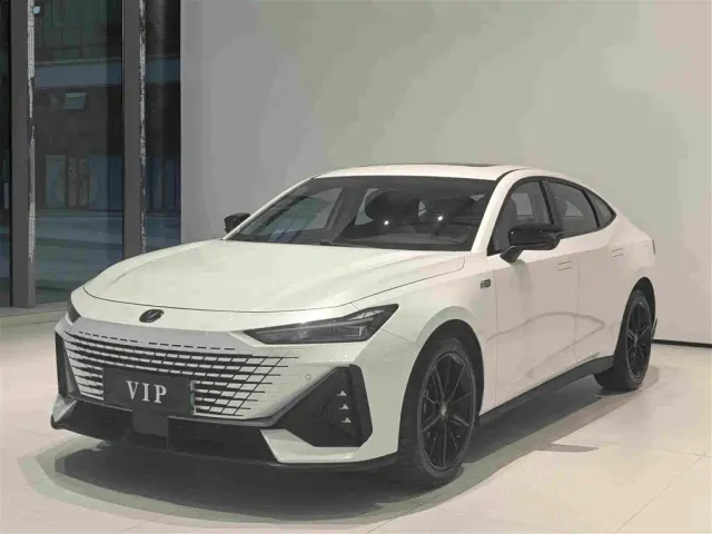 Фотография автомобиля — Changan UNI-V