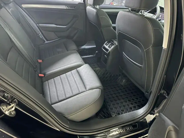 Skoda Superb — Фото автомобиля 13