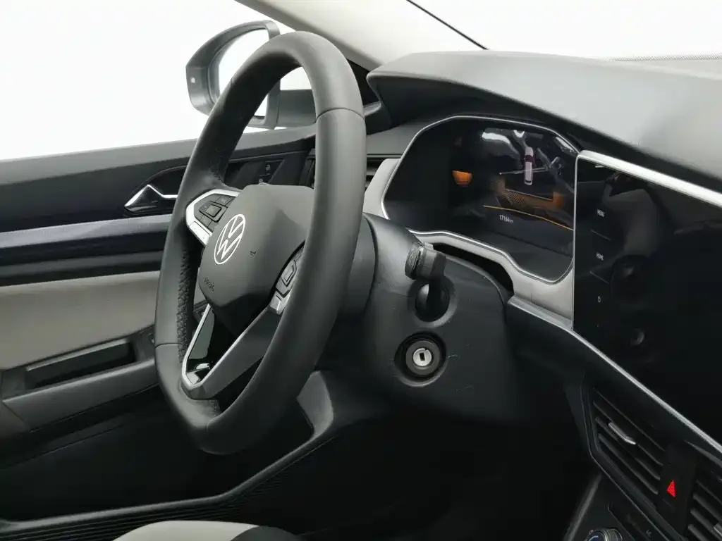 Volkswagen Bora 2023 1.5L Auto Free Ride Limited Edition — Фото автомобиля 22