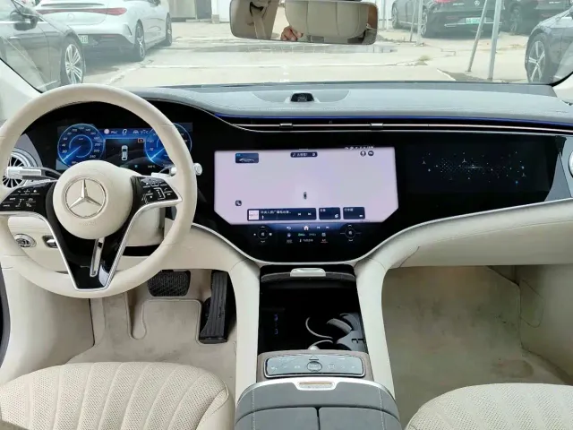 Mercedes-Benz EQS — Фото автомобиля 5