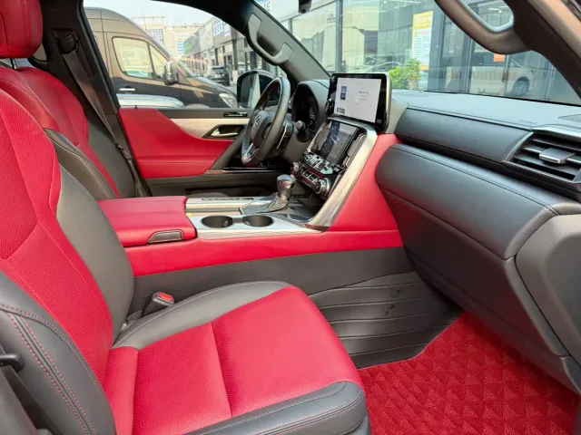 Lexus LX — Фото автомобиля 12