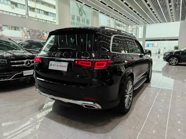 Mercedes-Benz GLS-Class — Фото автомобиля 28