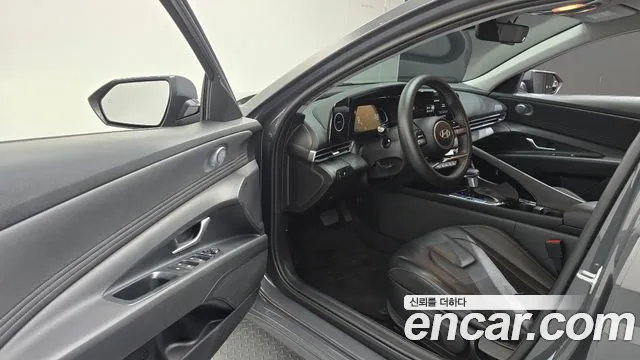 Hyundai Avante CN7 — Фото автомобиля 15