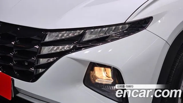 Hyundai Tucson Tucson (NX4) Бензин 1.6 турбо 2WD — Фото автомобиля 22
