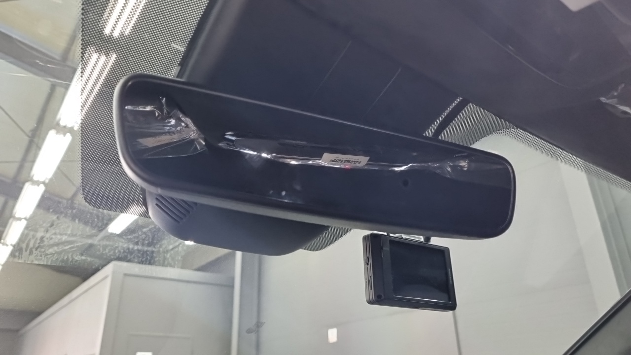 Hyundai Santa Fe — Фото автомобиля 12