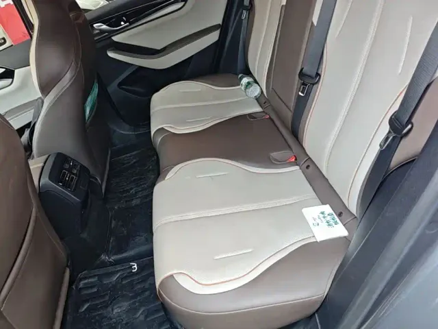 BYD Qin PLUS — Фото автомобиля 16
