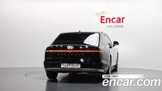 Hyundai Grandeur GN7 — Фото автомобиля 4