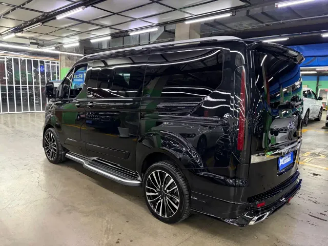 Ford Tourneo — Фото автомобиля 6