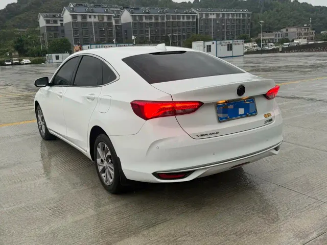 Buick Verano — Фото автомобиля 7