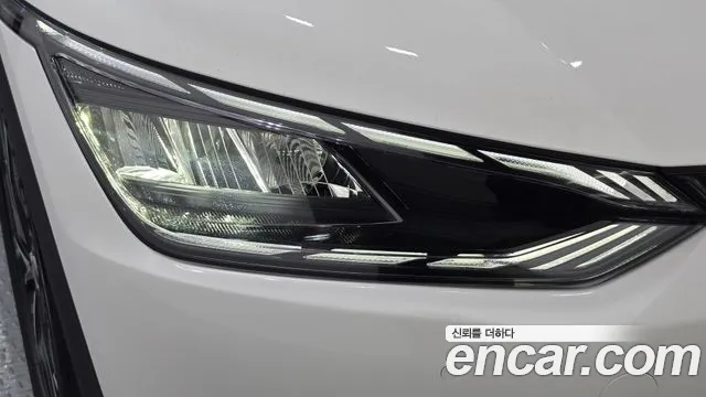 Kia EV6 — Фото автомобиля 22