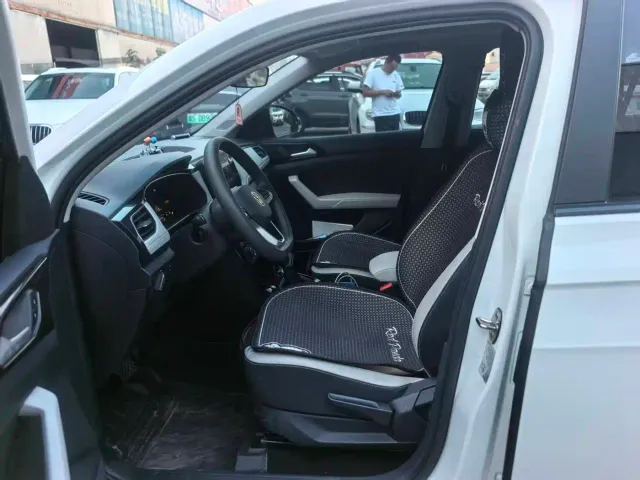 Volkswagen Tharu — Фото автомобиля 4