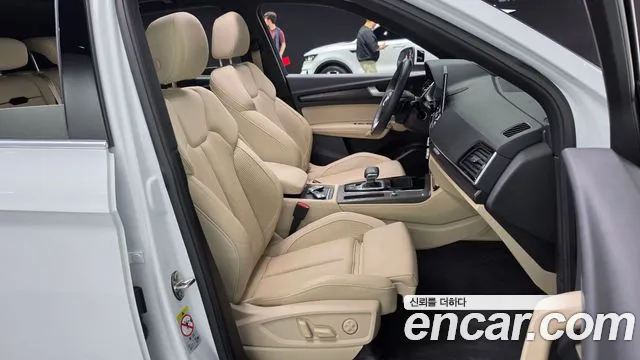 Audi Q5 FY — Фото автомобиля 16