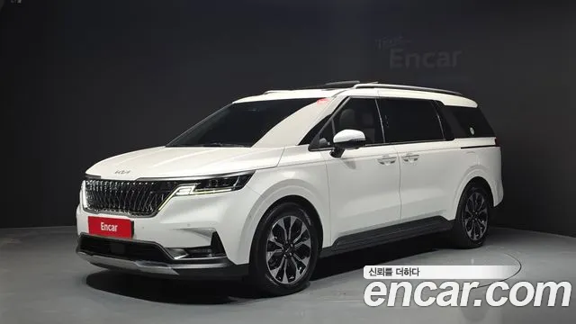 Фотография автомобиля — Kia Carnival 4th Gen