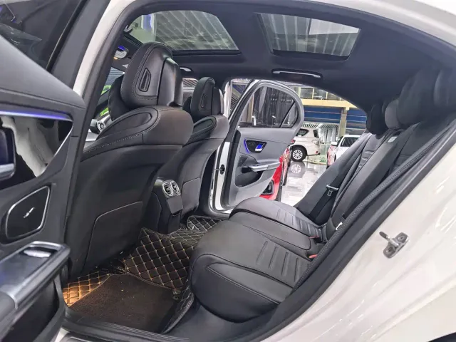 Mercedes-Benz C-Class — Фото автомобиля 7