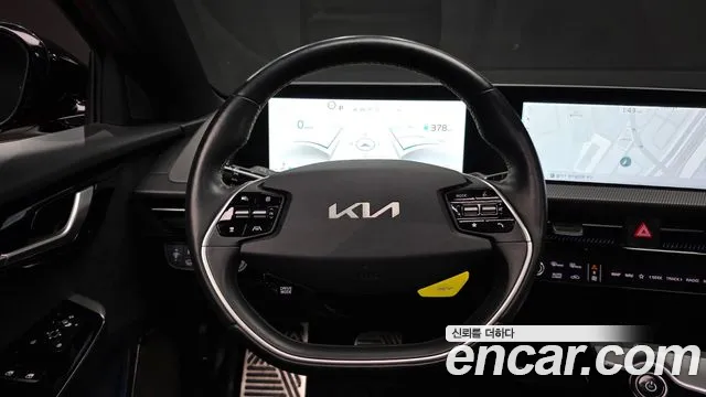 Kia EV6 — Фото автомобиля 13