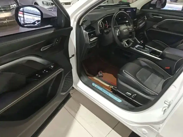 Haval H6 — Фото автомобиля 15