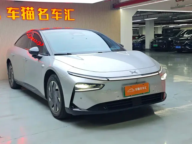 Xpeng P7+ — Фото автомобиля 4