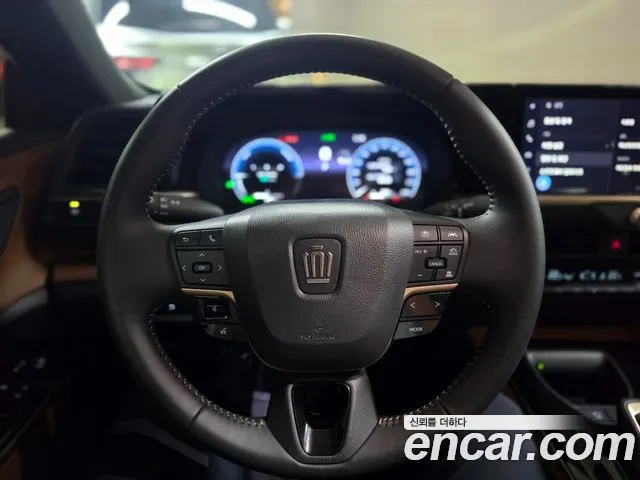 Toyota Crown — Фото автомобиля 14