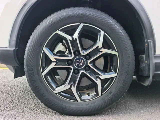 BYD Yuan Pro — Фото автомобиля 17