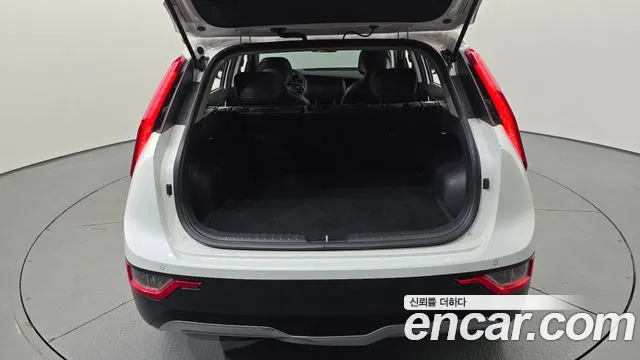 Kia Niro Niro (New) — Фото автомобиля 22