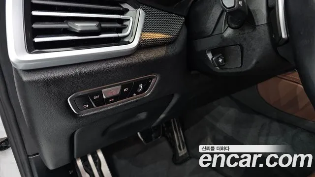 BMW X6 xDrive40i M Sport — Фото автомобиля 16