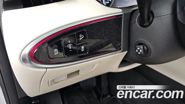 Genesis GV70 2.5T Бензин AWD — Фото автомобиля 24