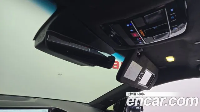 Hyundai Grandeur GN7 — Фото автомобиля 30