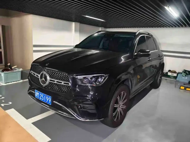 Фотография автомобиля — Mercedes-Benz GLE-Class