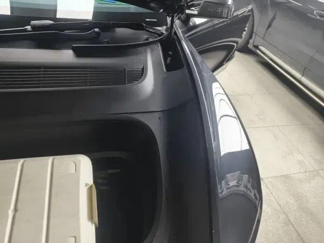 Tesla Model Y — Фото автомобиля 21