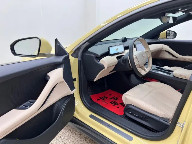 Nio ET5 — Фото автомобиля 14