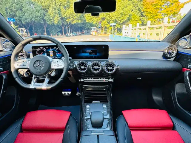 Mercedes-Benz A-Class AMG — Фото автомобиля 8