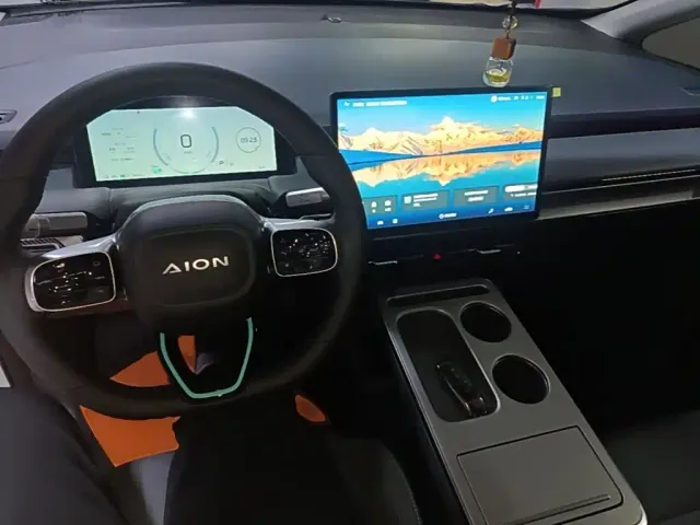 GAC Aion Y — Фото автомобиля 9