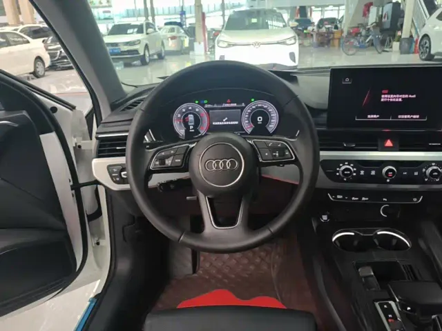 Audi A4L — Фото автомобиля 10