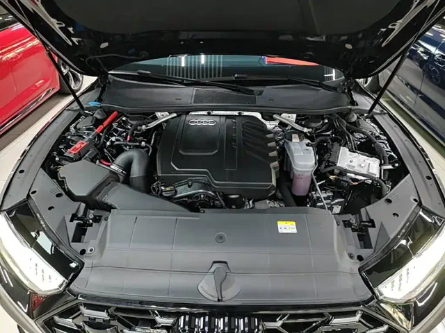 Audi A7L — Фото автомобиля 19